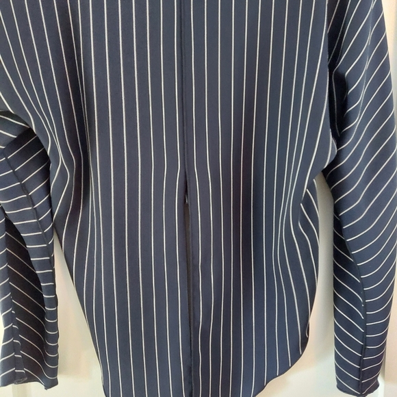 Navy Babaton Crop Tie-Front Blouse - Picture 4 of 9